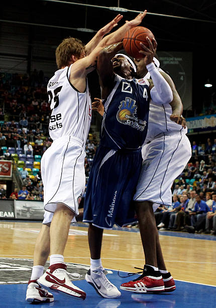 多名优秀的 多名优秀的