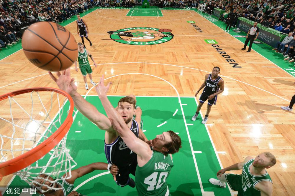 相比之下 相比之下