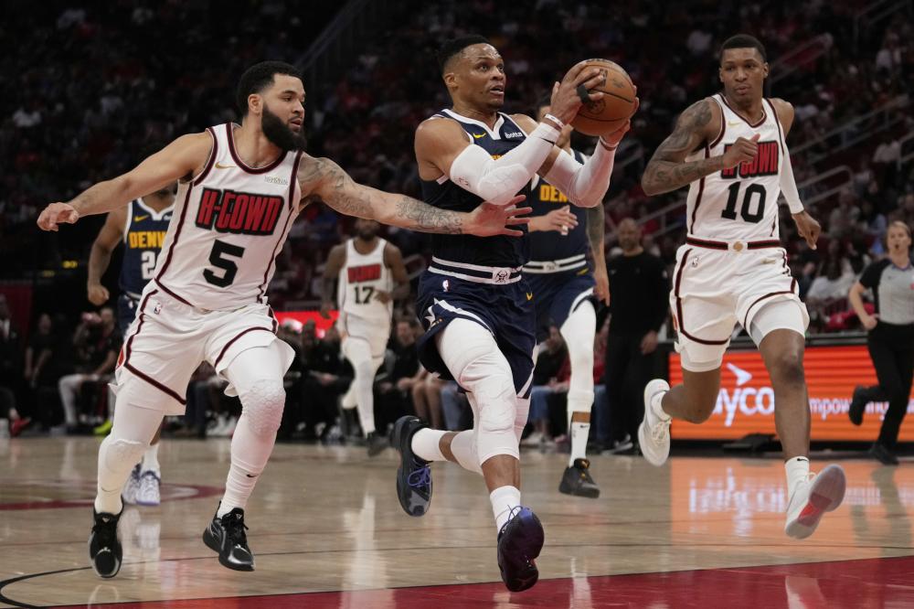 与地方俱乐 与地方俱乐