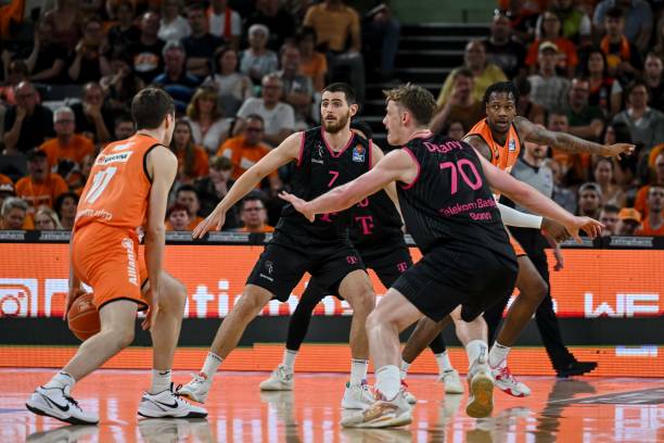 丹尼尔斯的 丹尼尔斯的